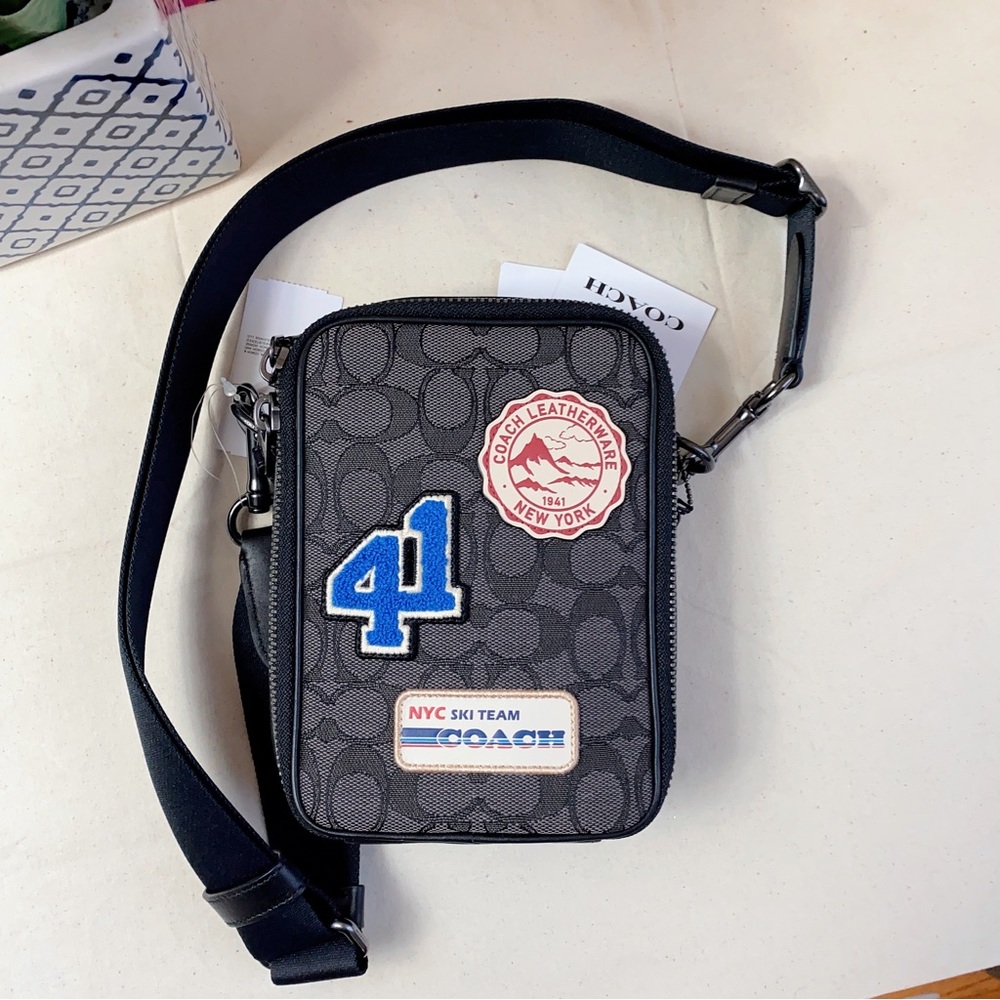 Coach Stanton Crossbody In Signature Jacquard With Ski Patches - Picture 2 of 11